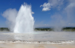 Yellowstone’s Heart Beats Anew: Small Explosions Give Birth to a New ‘Blue Pool’ in the Norris Geyser Basin