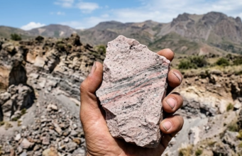 Rhyolite rhyolite