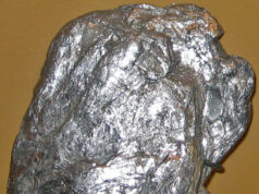 Molybdenite Mineral Guide: 7 Ultimate Properties of Molybdenum and Rhenium Ore