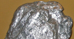 Molybdenite Mineral Guide: 7 Ultimate Properties of Molybdenum and Rhenium Ore