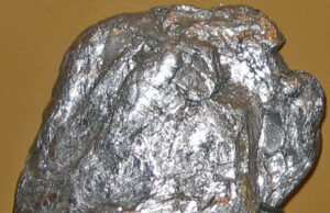 Molybdenite Mineral Guide: 7 Ultimate Properties of Molybdenum and Rhenium Ore